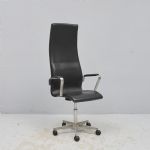 627411 Desk chair